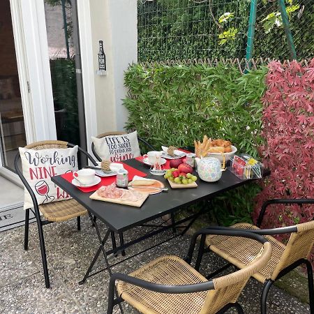 Appartamento Anagiulia Bardolino Bagian luar foto
